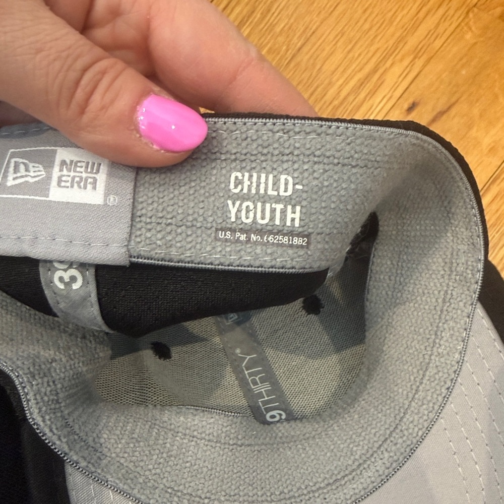 New England Patriots New Era 39THIRTY Fitted Hat/Black/gray child youth - Picture 3 of 6